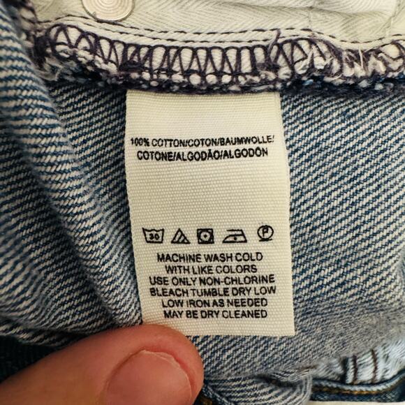 We The Free Cut Off Jean Shorts Womens Size 29 Denim Blue Lightwash Mid Rise - Picture 6 of 10